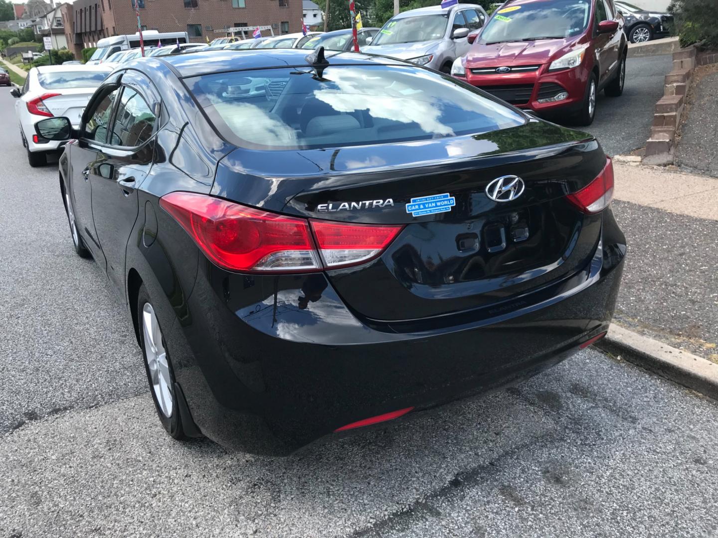 2013 Black /Gray Hyundai Elantra GLS (5NPDH4AE9DH) with an 1.8 V4 engine, Automatic transmission, located at 577 Chester Pike, Prospect Park, PA, 19076, (610) 237-1015, 39.886154, -75.302338 - Photo#5